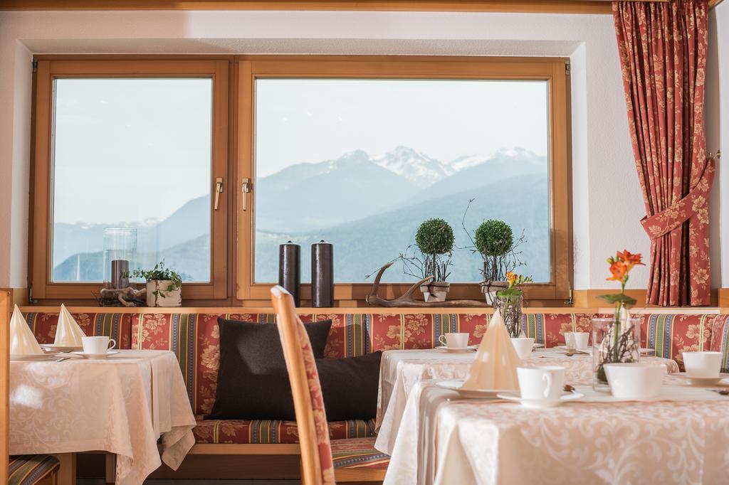 Hotel Garni Hochgruber Brunico Dış mekan fotoğraf